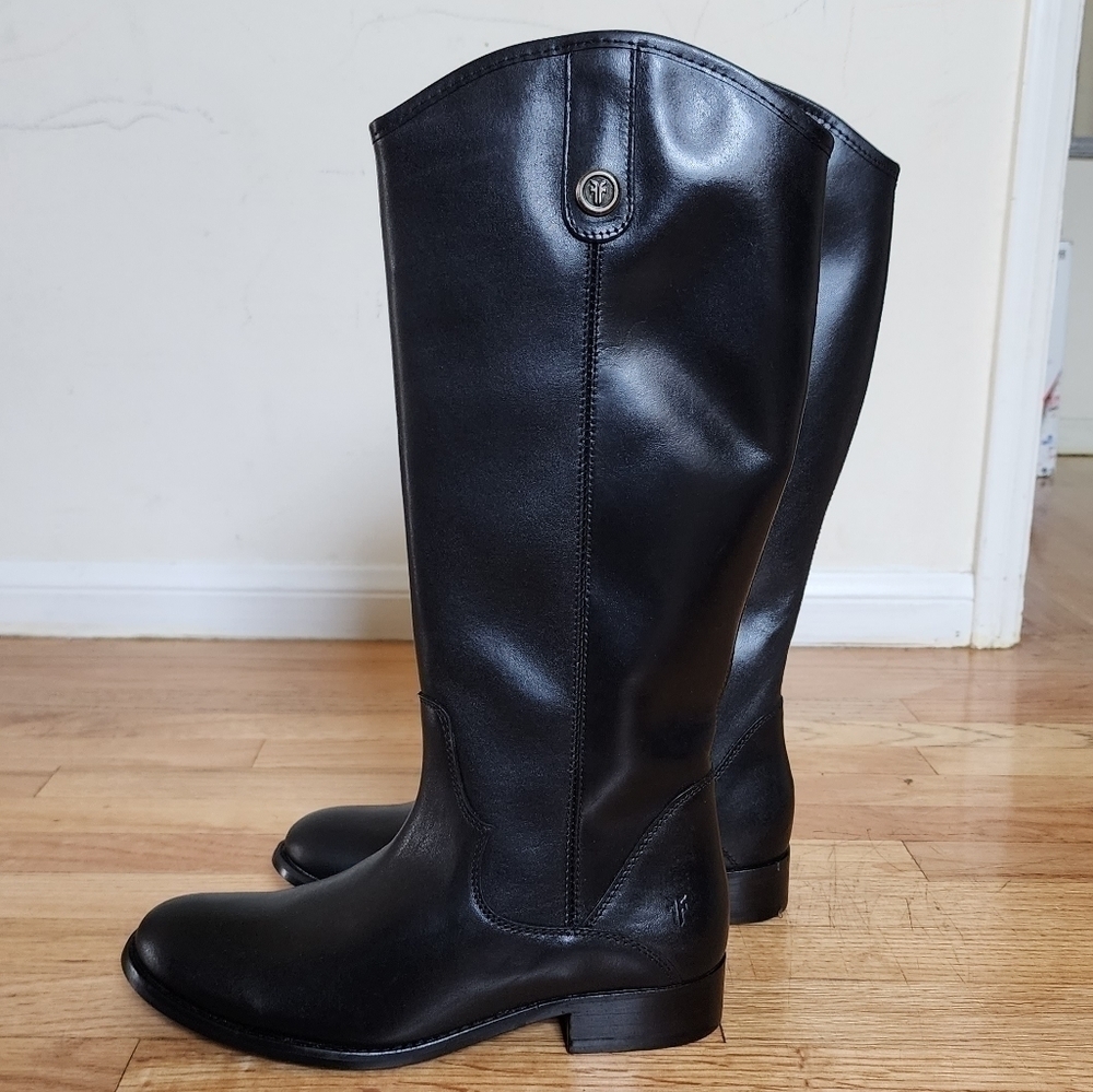 Frye Marrisa Medallion Equestrian- inspired Tall Leather Boots size 6